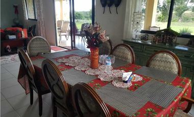 VENDO CASA DE 3HAB Y 1127M2 EN LOS MOLINOS