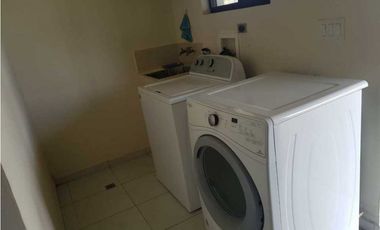 VENDO CASA DE 3HAB Y 1127M2 EN LOS MOLINOS