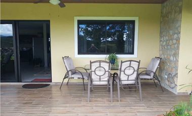 VENDO CASA DE 3HAB Y 1127M2 EN LOS MOLINOS