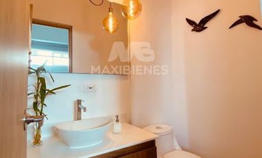 casa en venta en girardota. Cod V55640