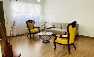 casa en venta en girardota. Cod V55640