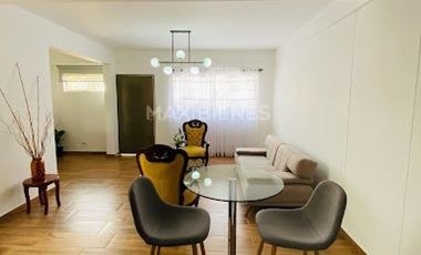 casa en venta en girardota. Cod V55640