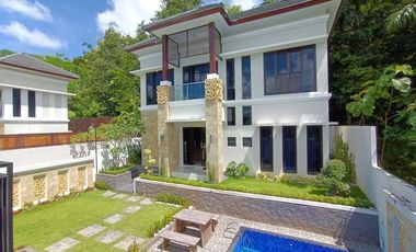 Villa Full Furnished Dengan Kolam Renang Dekat Pusat Kerajinan Kasongan