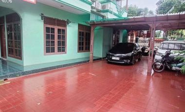 Rumah 9 Kamar Tidur Hadap Utara 9 Menit ke Lippo Mall Puri J-46206