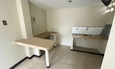 Casa de venta en Los Esteros – código:18906