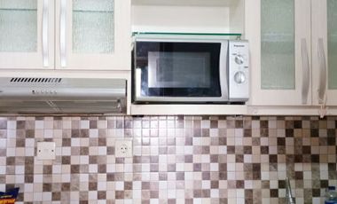 Disewa Apartemen Letak Strategis 3 BR Furnish