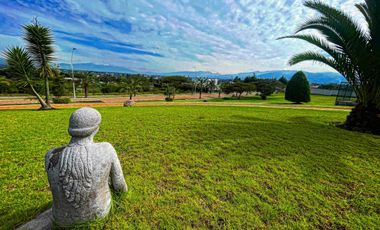 Venta de terreno 1072m2  en urbanización, sector Tumbaco