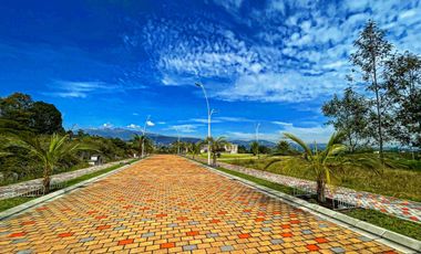Venta de terreno 1072m2  en urbanización, sector Tumbaco