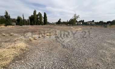 Arriendo gran terreno con excelente ubicación!