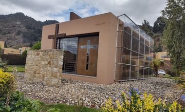 VENTA CASA CHIA KALAMARY (MG)