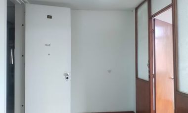 oficina en arriendo en la veracruz. Cod A6919201