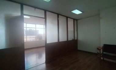 oficina en arriendo en la veracruz. Cod A6919201