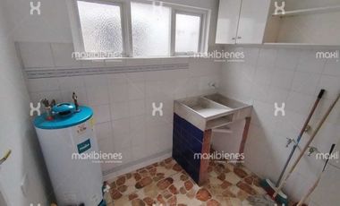 casa en arriendo en estadio. Cod A68197