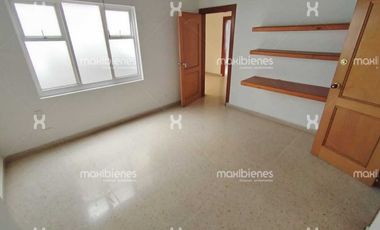 casa en arriendo en estadio. Cod A68197