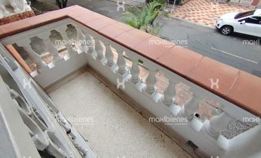 casa en arriendo en estadio. Cod A68197