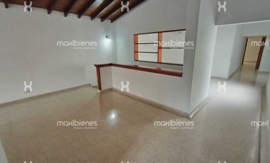 casa en arriendo en estadio. Cod A68197