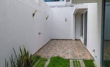 casa condominio en arriendo en villa campestre. Cod A8134