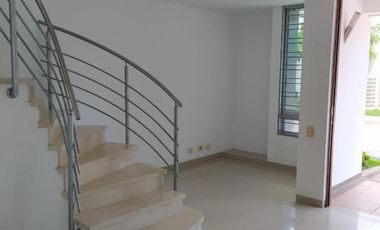 casa condominio en arriendo en villa campestre. Cod A8134