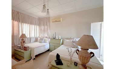 Oportunidad! Se Vende Hermosa Casa en La Alameda