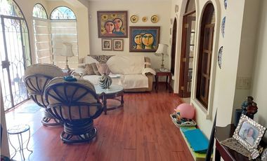 Oportunidad! Se Vende Hermosa Casa en La Alameda