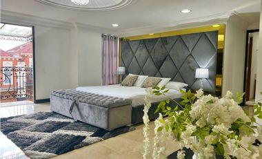 Venta de Casa Lujosa en El Poblado