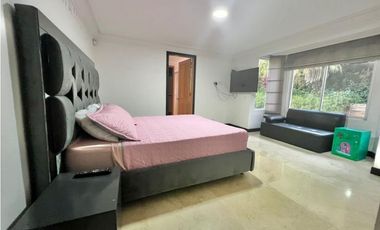 Venta de Casa Lujosa en El Poblado