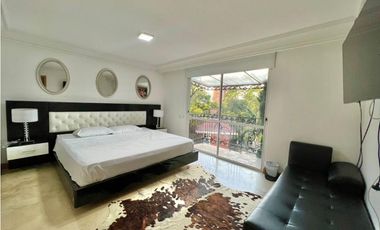 Venta de Casa Lujosa en El Poblado