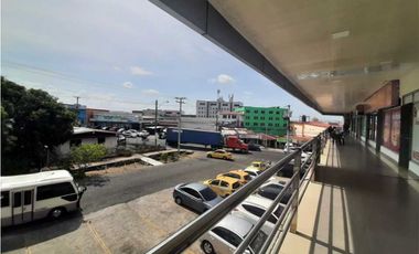 ALQUILO LOCAL COMERCIAL EN LA CHORRERA CENTRO 50MTS