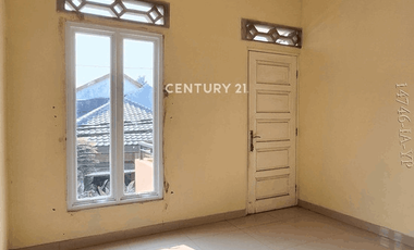 Rumah Nyaman Hook Depan Taman Dijual Di Pondok Pucung