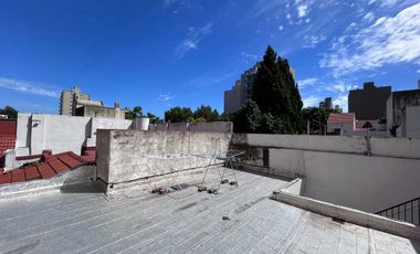 Departamento Tipo Casa en venta en Lanus Oeste