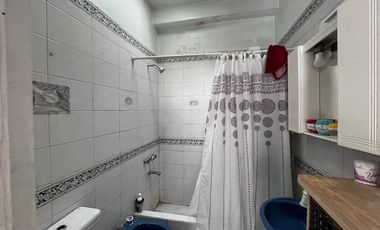 Departamento Tipo Casa en venta en Lanus Oeste