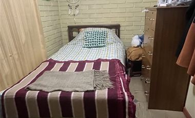 Casa en venta de 2 dorm. en La Florida