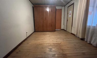 Casa en venta de 2 dorm. en La Florida