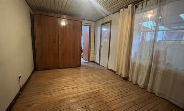 Casa en venta de 2 dorm. en La Florida