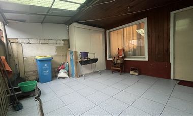 Casa en venta de 2 dorm. en La Florida