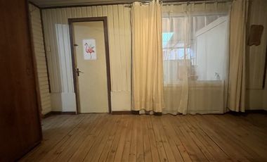 Casa en venta de 2 dorm. en La Florida