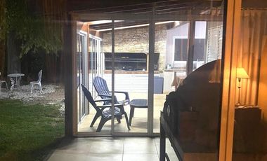 Venta de casa Echeverria del lago Amoblada -Canning