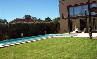 Codigo 633 - Pinamar - Casa En Alquiler - Pileta