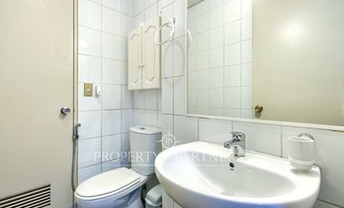 Excelente oficina en Alonso de Cordova (  107 UF/m2)