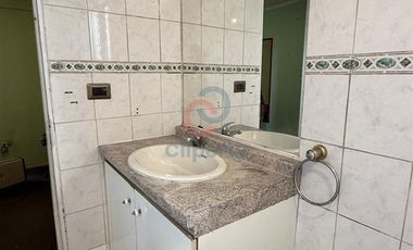Casa en Venta en Pudahuel | 4D 3B