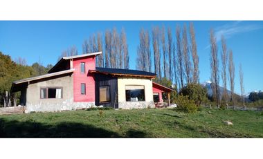 EN VENTA CHACRA DE 2 HA CON CASA DE 185 M2 EN LAS GOLONDRINAS CH-137