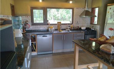 EN VENTA CHACRA DE 2 HA CON CASA DE 185 M2 EN LAS GOLONDRINAS CH-137