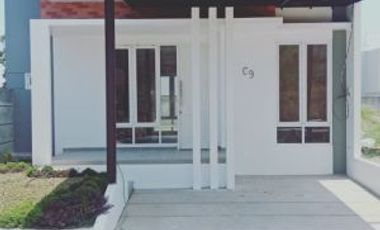 Rumah Mewah semi Villa, Design Modern, cocok untuk investasi : Cimahi
