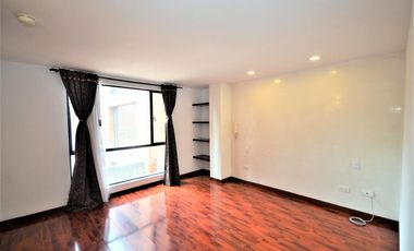 casa en arriendo en parque central bavaria. Cod A2838304