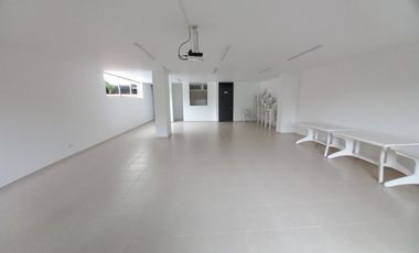 apartaestudio en arriendo en torreÓn de belen piso 8. Cod A13699