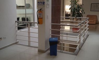 edificio en arriendo en la flora. Cod A645