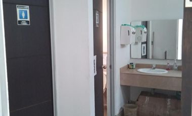 edificio en arriendo en la flora. Cod A645