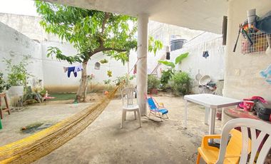 Casa de dos pisos cerca a la Universidad del Sinú