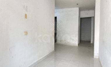 Casa de dos pisos cerca a la Universidad del Sinú