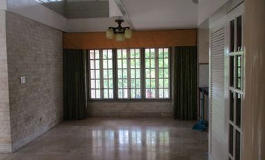 House for rent in Cebu City, Silver Hills with adjacent vacant lot unfurnished